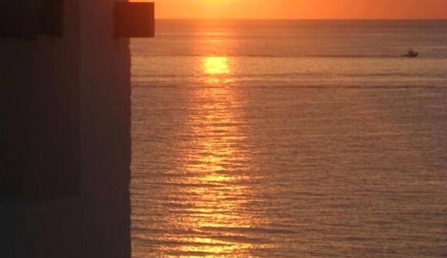 Beachfront Condo with Outstanding Views!
