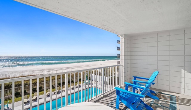 Beachfront Condo With Stunning Views, 3rd Floor, Pool Access, Mariner West
