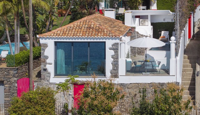 Beachfront cottage in Calheta | Cottage do Mar