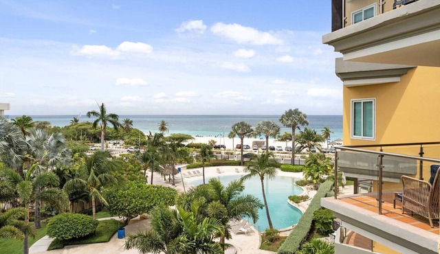 Beachfront - Glamour View 2BR condo - E422-2