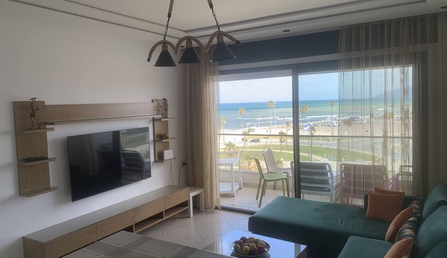 Beachfront High Standard Flat