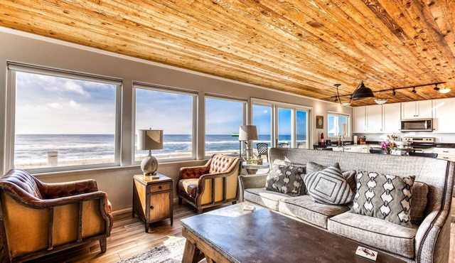 Beachfront home with ocean view hot tub and wood burning fireplace dog friendly