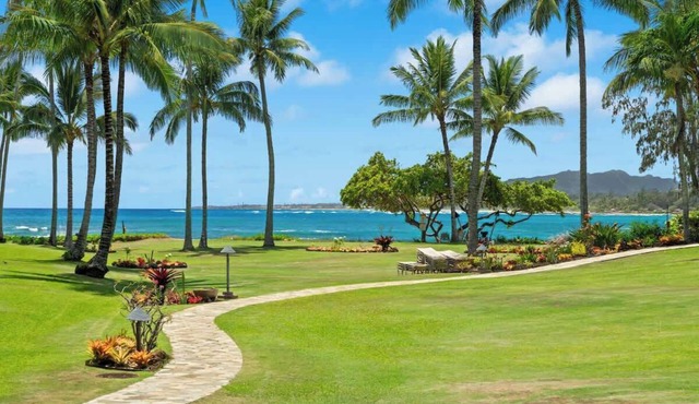 Beachfront Lae Nani! 3BD Condo w/AC & Heated Pool