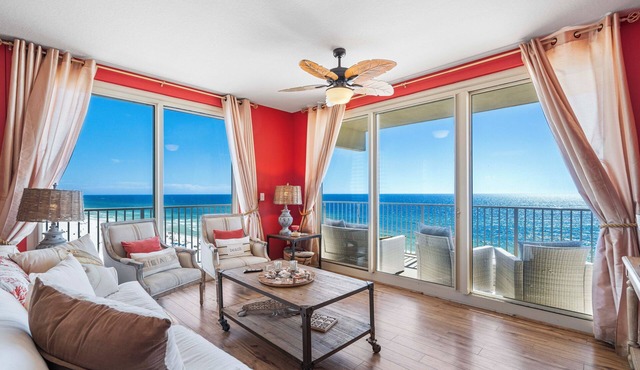 BEACHFRONT LUXURY AT ITS FINEST CORNER UNIT!BOOK NOW!