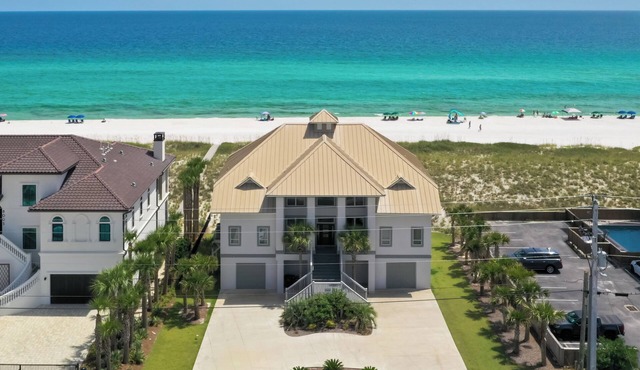 Beachfront Luxury Estate Sleeps 20 & Allows Events