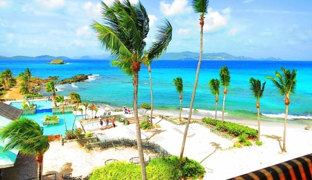 ★ Beachfront Newly Renovated Penthouse Washer/Dryer Perfect for Family WiFi