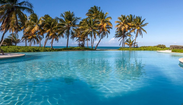 Beachfront Ocean Villa in Wyndham Rio Mar, Just fully renovated!