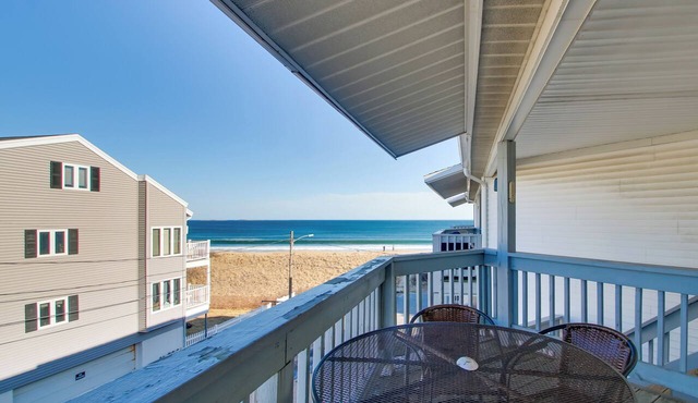 Beachfront Old Orchard Beach Condo w/Balcony