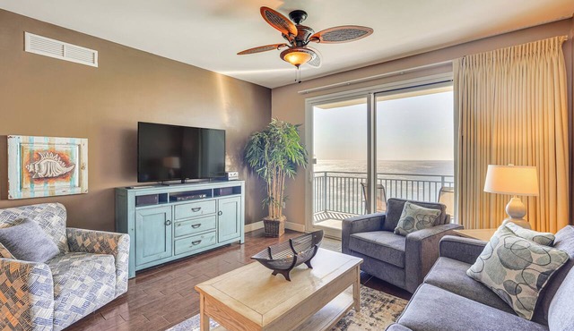 Beachfront Panama City Condo: Walk to Pier Park!