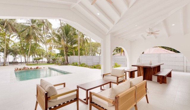 Beachfront Paradise with Infinity Pool