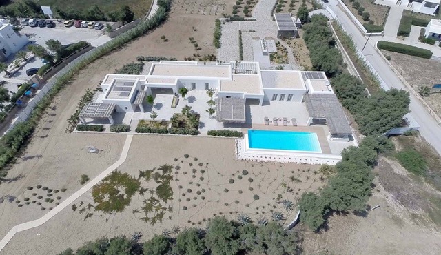 Beachfront Paros Villa | Villa Sandshell | 4 Bedrooms | Direct Access to Beach
