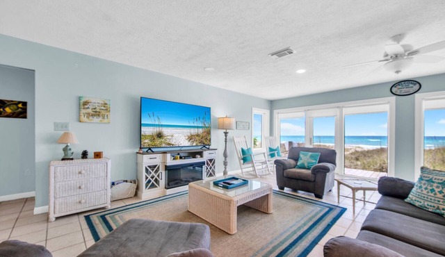 🏖️BeachFront-Pet Friendly-Belle's Beach House🏖️