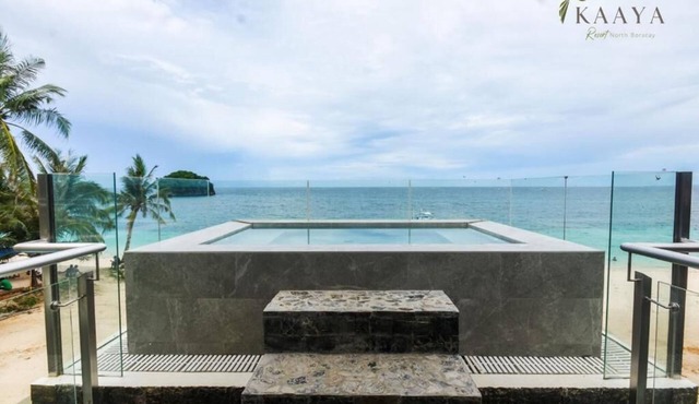 Beachfront Penthouse 3-BR resort in Boracay Island with private dip pool
