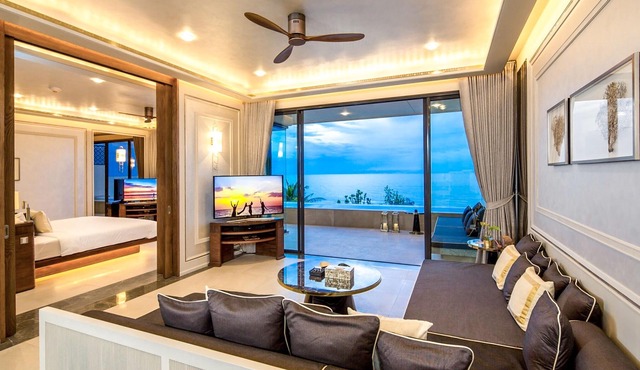 Beachfront Penthouse