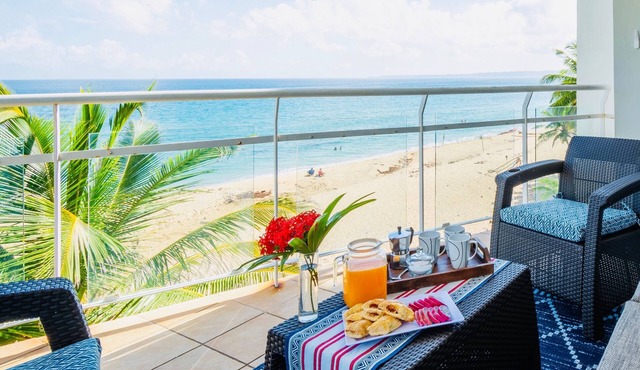 ★ Beachfront ★ Pool ★ All New ★ AC ★ Gated Parking ★ Laundry ★ WiFi ★