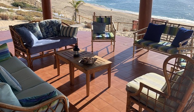 Beachfront property -- swimmable beach — accommodates from 2 to 12 people.