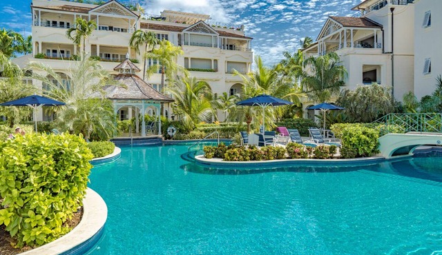 Beachfront Retreat with Pool: Schooner Bay 112