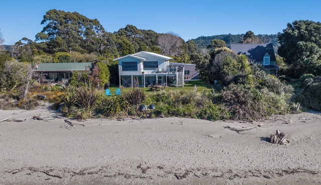 Beachfront Sanctuary - Parapara Holiday Home