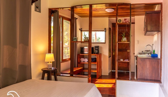 Beachfront Studio 5, Playa Palo Seco