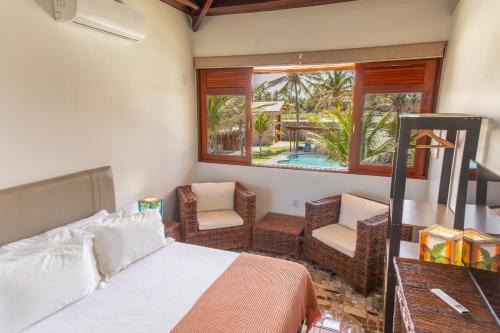 Beachfront Studio with Pool Caponga