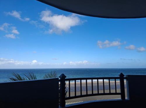 Beachfront - Sunrise Views