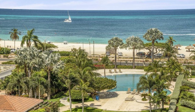 Beachfront - Surround View 4BR Penthouse - P516