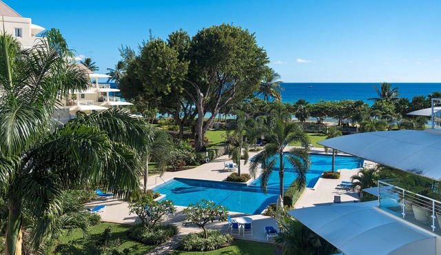 Beachfront Two Bedroom Condo, Onsite Gym, Three Pools and Security