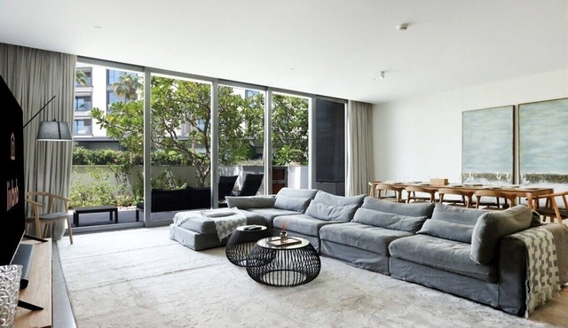 Beachfront Ultra 4BR Duplex | Sea & Burj Views
