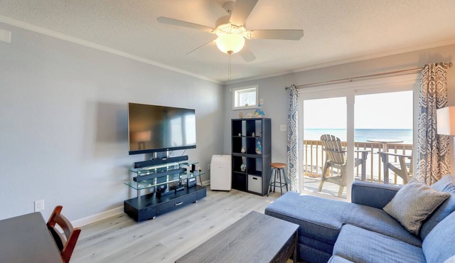 Beachfront Family Condo w/Stunning Views!