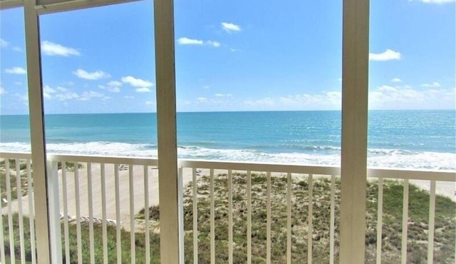 Beachfront Vacation Rental With Full Gulf View