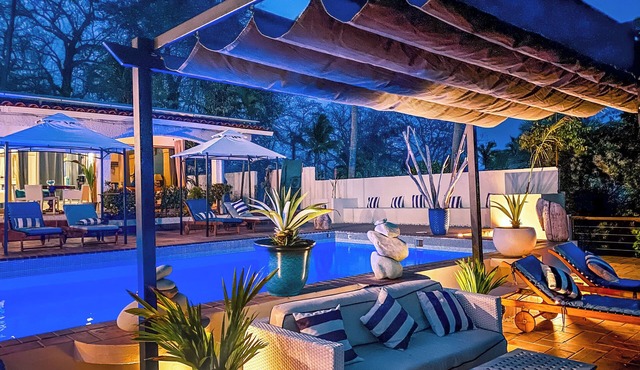 Beachfront Villa & Suites: Pool, Gym, Private Chef & Beach Access Isla Contadora