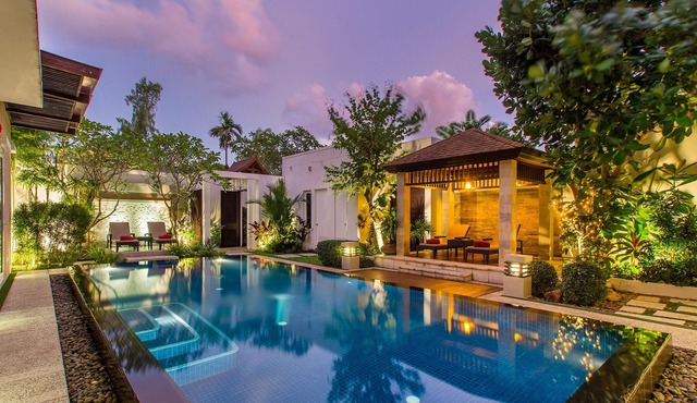 Beachfront Villa in Phuket