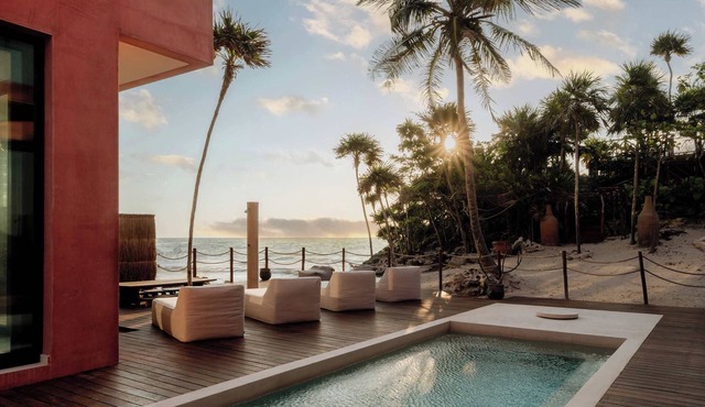 Beachfront Villa - 25M Pool - Yoga Deck - Jacuzzi