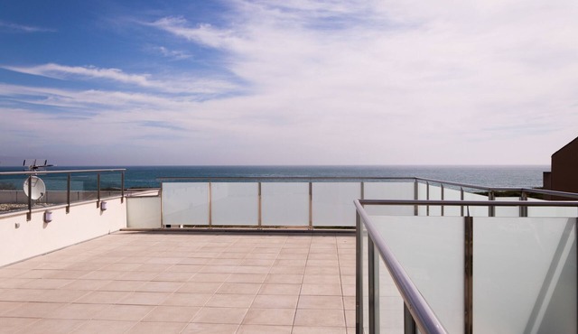 Beachfront villa, 12 pers. 3 stars, in Saint Cyprien Wi-fi air-conditioning