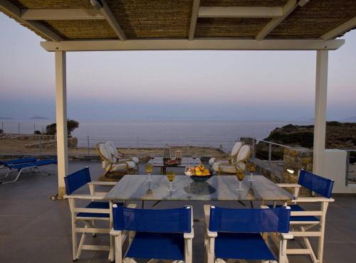 Beachfront Villa Thesseus