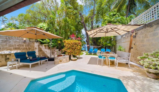 Beachfront Villa with Plunge Pool - Waverly One