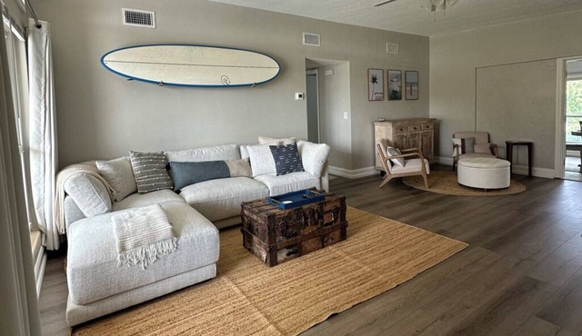 Beachside 2-Bed 1.5-Bath Home, Walkable to Beach!