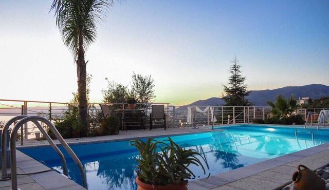 Beachside Bliss - Luxury Sanctuary & Private Pool