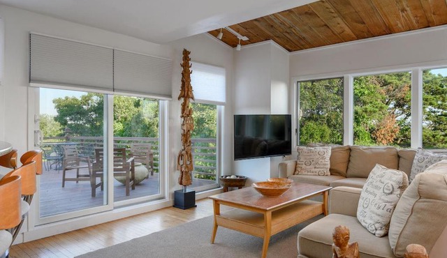 Beachside Oasis by Five Star Vacation Rentals