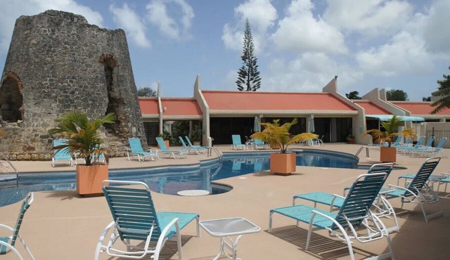 Beachside Serenity with Views
