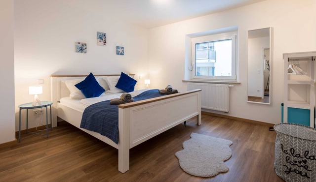 BeachStyle: Kitchen - Kingbed - Parking - NETFLIX & Terrace