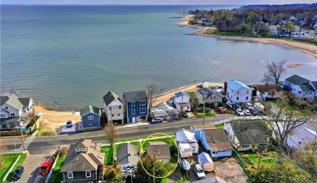 Beachy Bay Breeze Bungalow 2BR with parking and close to many amenities.
