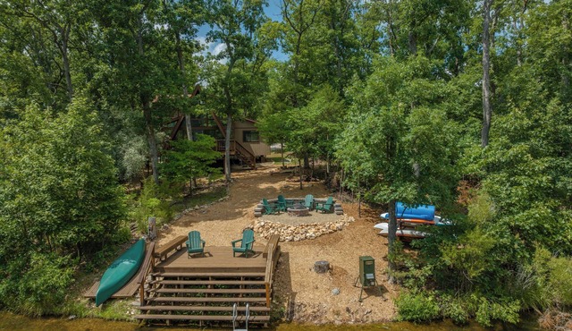 Bear Hug Hideaway by Innsbrook Vacations!