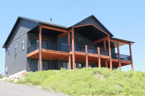 Bear Lake Retreat