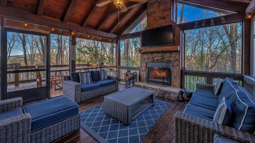 Bear Paw Lodge