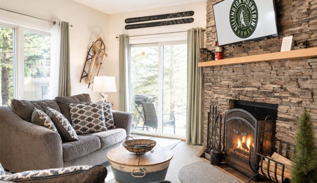 Bearmont- Pool, HotTub, FirePit, AC, Gym, Sauna