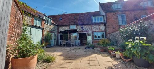 Beatrix Barn