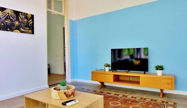 Beautiful 2 bedrooms apartment in the amazing neve tzedek neighborhood