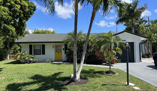 Beautiful 2 Bedroom close to Beach & Atlantic Ave!