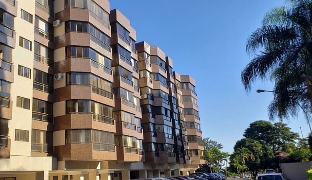Beautiful 2-bedroom apartment, 2 bathrooms, laundry room, 01 covered parking space